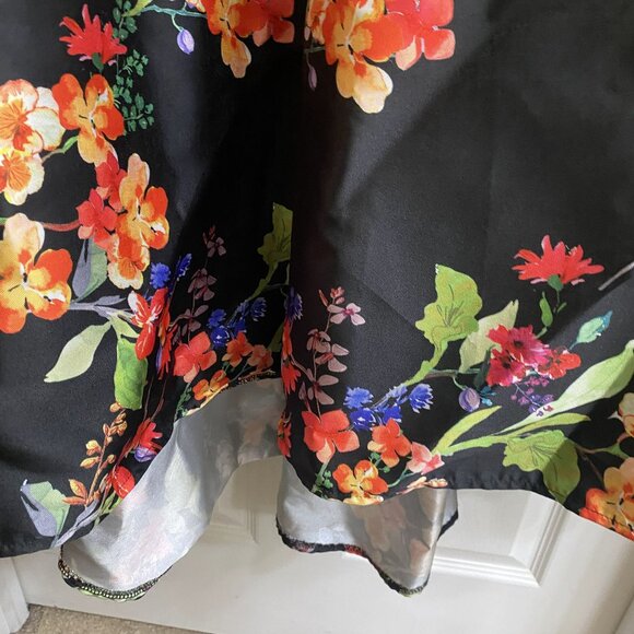 2-Piece Black Lace & Floral Satin Dress – Elegant Evening or Prom Look - Picture 11 of 11